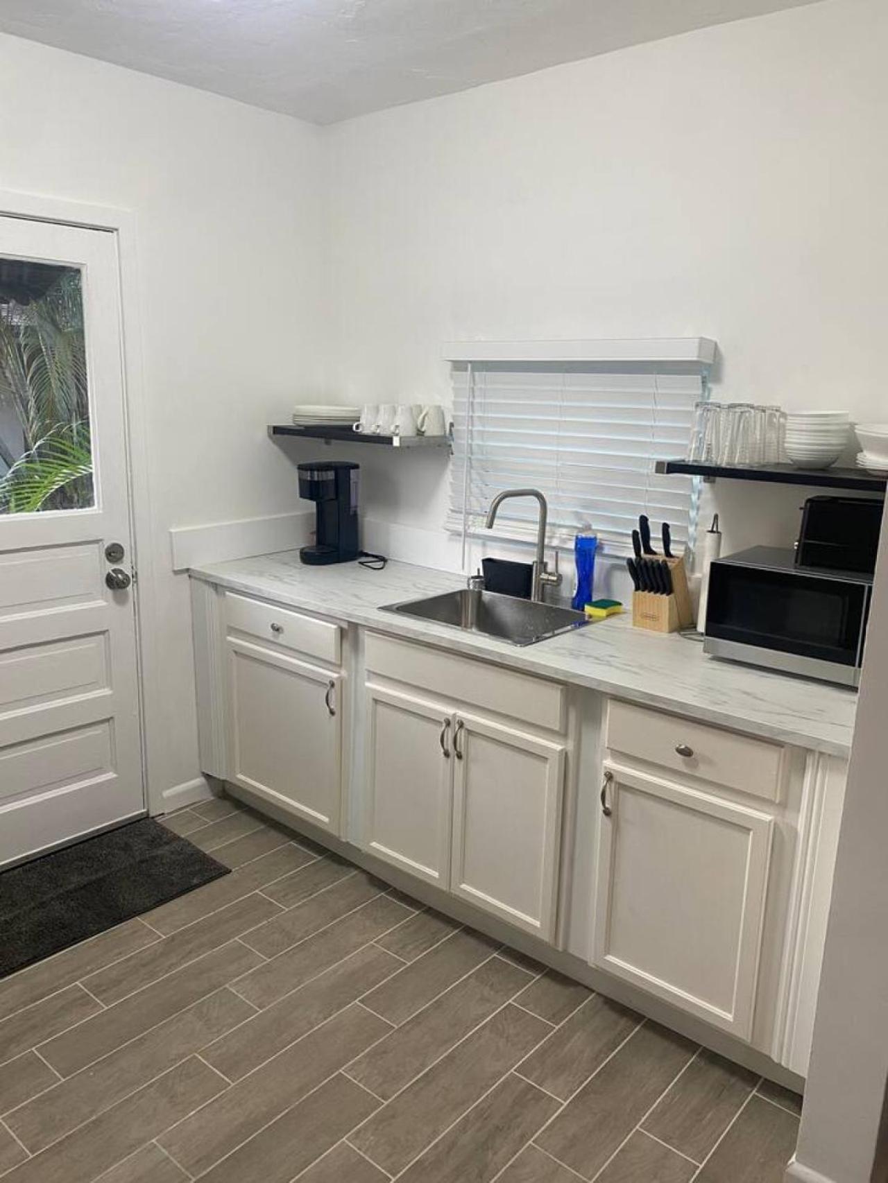 City First Story Apartments & Cottage Fort Lauderdale Buitenkant foto