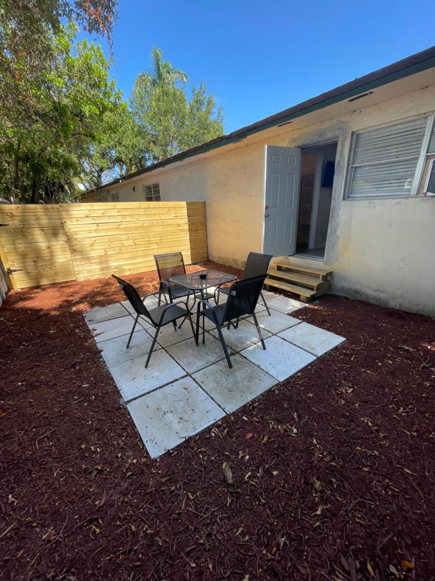 City First Story Apartments & Cottage Fort Lauderdale Buitenkant foto
